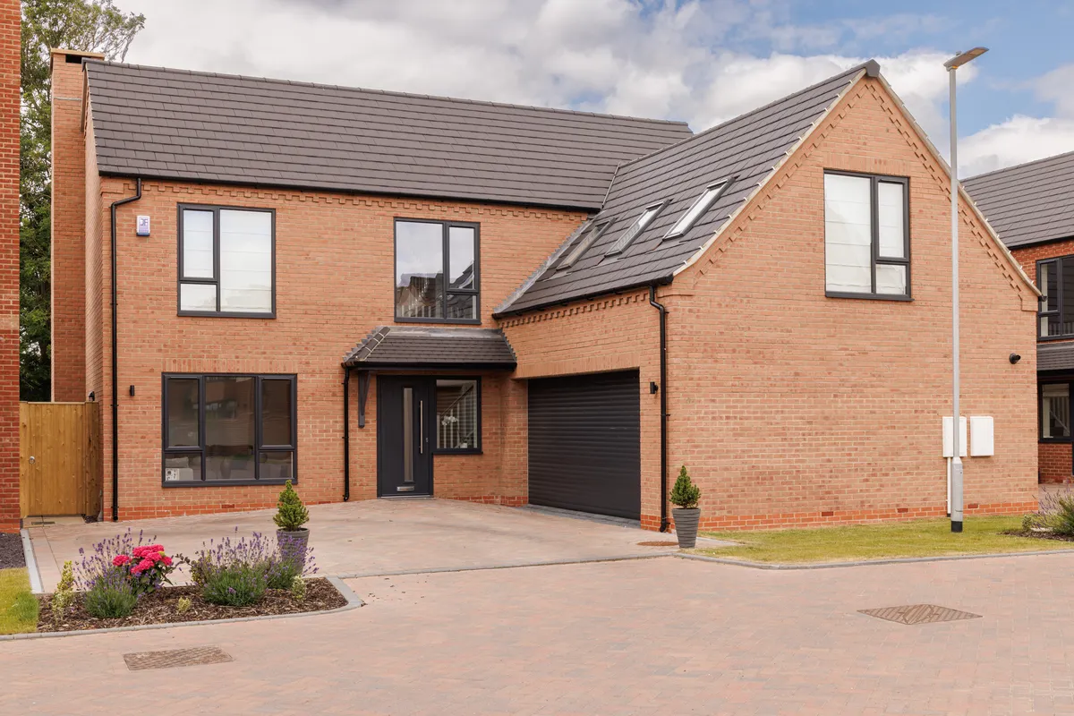 Single Garage & Block Driveway